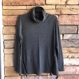 Jones New York Charcoal Grey Lightweight Turtleneck Sweater NWT Large